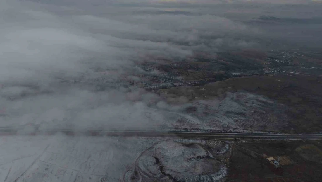 Aynı rakımda kar ve sis