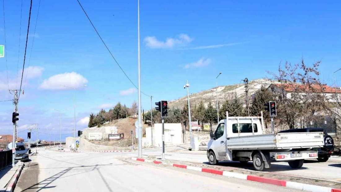 Büyükşehir Belediyesinden trafikte yaşanan sorunlara neşter