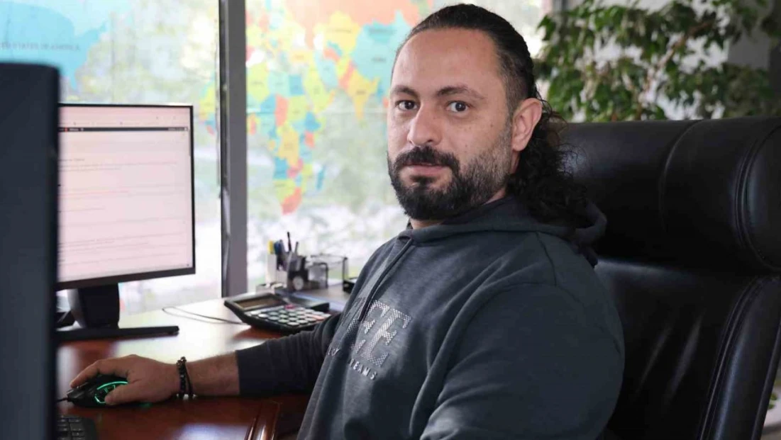 E-ticaret Uzmanı Sanaç: 'Bir ürünü 100 liraya alıp 150 liraya satarsanız yaklaşık 60 lira zarar edersiniz'