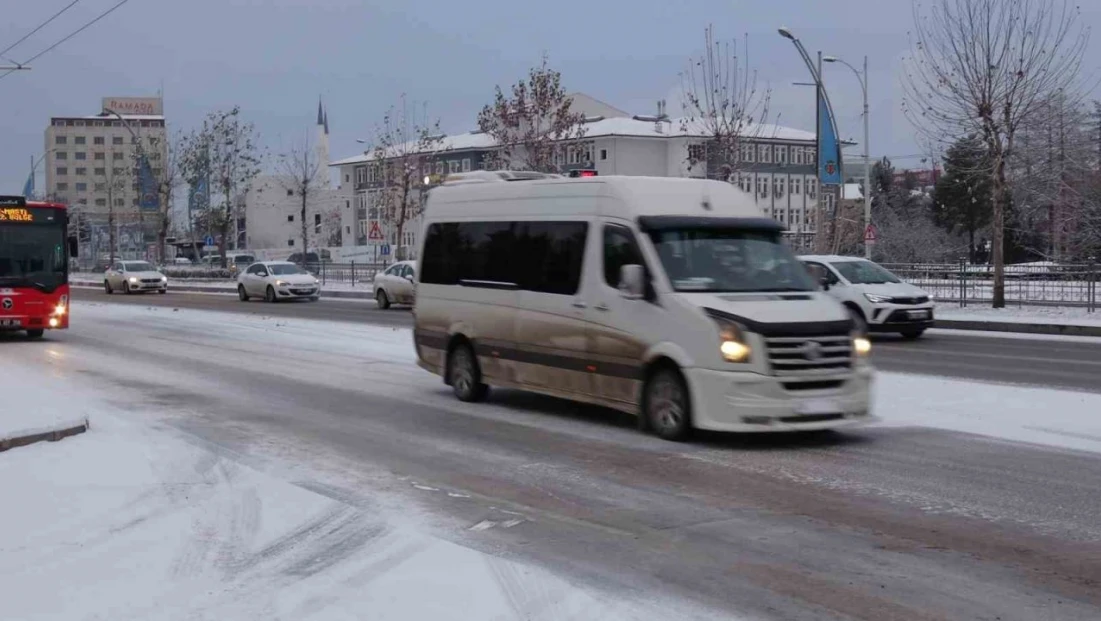 Malatya'da motosiklet ve motorlu araçlar için trafik uyarısı