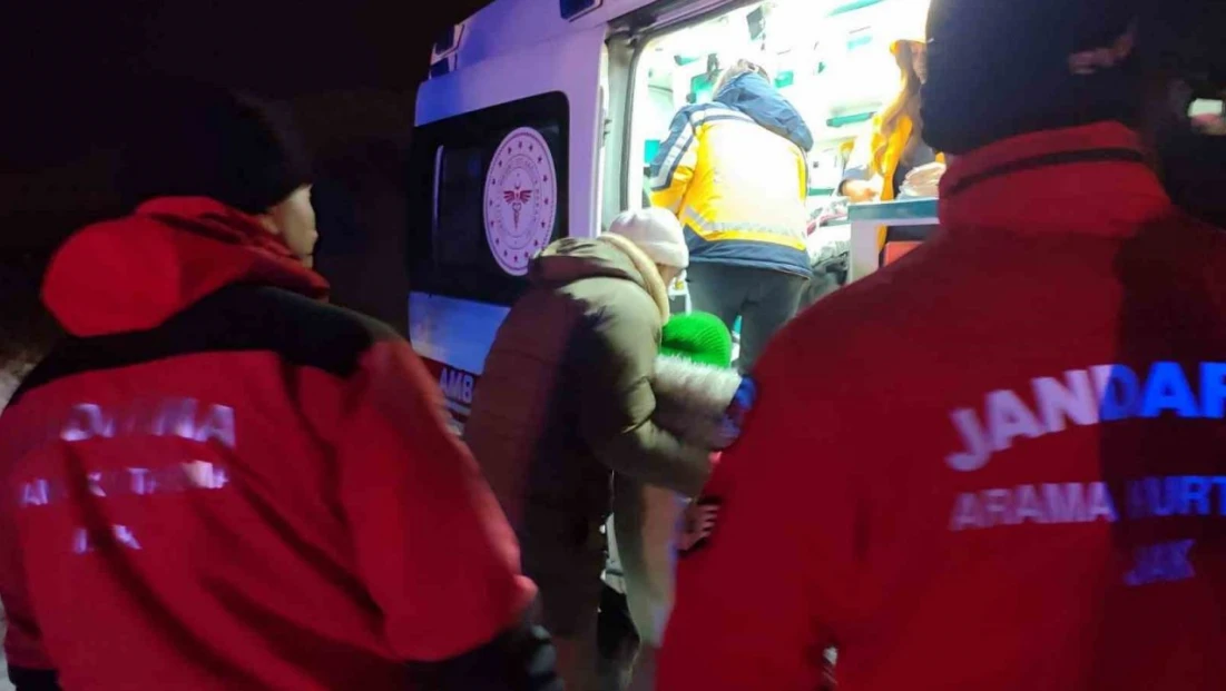 Tunceli'de kedinin tırmaladığı çocuk için ekipler seferber oldu