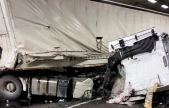 Erkenek Tüneli'nde trafik kazası: 1 ağır yaralı
