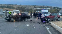Malatya'da iki aracın çarpıştı kazada 3 kişi yaralandı