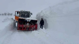 Tunceli'de kar kalınlığı 3,5 metreyi buldu