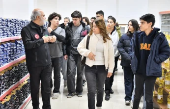 'İyilik Elçisi' Projesi gençlere yardımlaşma ve tarih bilinci aşılıyor