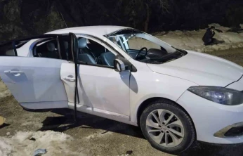 Araç içerisinde patlama: 3 yaralı