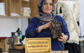 Bakanlıktan sanatçı belgesi alan usta, çit baskıyı geleceğe taşıyor