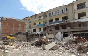 Balanlı Apartmanı davasında karar: 8 sanığa hapis cezası