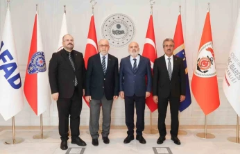 Başkan Dumandağ, bakan yardımcılarıyla bir araya geldi