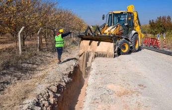 Bindal Mahallesi'nde 38 yıllık içme suyu şebekesi yenileniyor