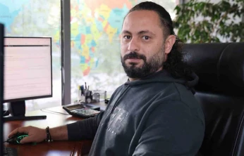 E-ticaret Uzmanı Sanaç: 'Bir ürünü 100 liraya alıp 150 liraya satarsanız yaklaşık 60 lira zarar edersiniz'