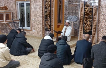 Elazığ'da  sabah namazı gençlik buluşmaları sürüyor