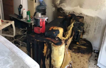 Elazığ'da depo yangını ekiplerce söndürüldü