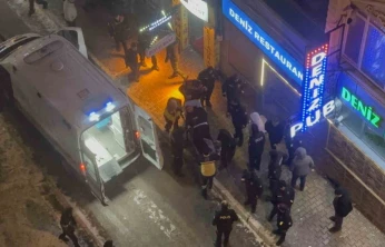 Elazığ'da eğlence mekanında bıçaklı ve sopalı kavga: 4 yaralı