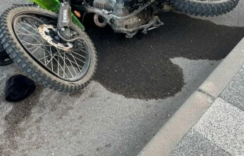 Elazığ'da hafif ticari araç ile motosiklet çarpıştı: 1 yaralı