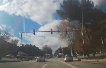 Elazığ'da hatalı şerit değiştirme kazaya neden oldu