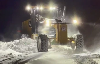Elazığ'da kapalı 108 köy yolunda çalışmalar sürüyor