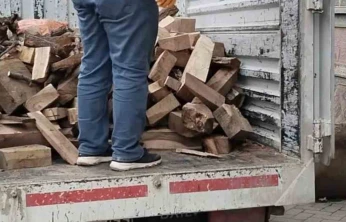 Elazığ'da yetim ailelere yakacak yardımı