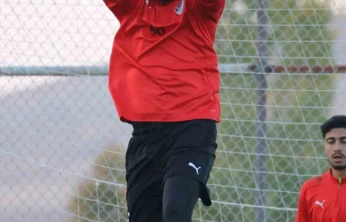 Elazığspor'da kaleci Muammer'e kulüp bulması için izin verildi