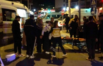 Kazaya karışan sürücü aracı bırakıp kaçtı: 3 yaralı