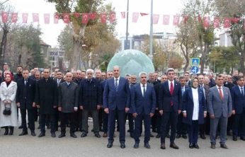 Malatya'da Öğretmenler Günü Kutlanıyor