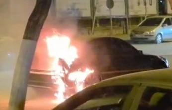 Malatya'da seyir halindeki otomobilde yangın