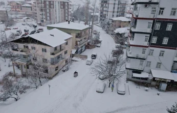Malatya kırsalında kar kalınlığı 30 santimetreyi buldu