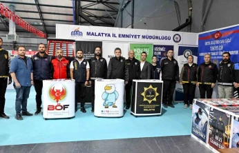 Malatya Kitap Fuarı'nda Emniyet'ten bilgilendirme standı