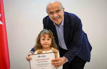 Minik yüreklerden Başkan Er'e anlamlı ziyaret