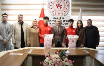 Röveşata golünün kahramanları ödüllendirildi