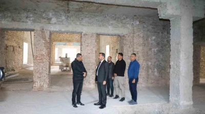 Başkan Şerifoğulları, tarihi öğretmenevinde çalışmaları inceledi