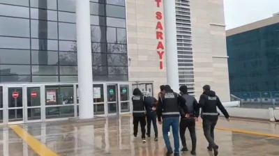 Ehliyet sınavındaki kopya düzeneğine 2 tutuklama
