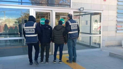 Elazığ'da 135 yıl kesinleşmiş hapis cezası bulunan zanlı yakalandı