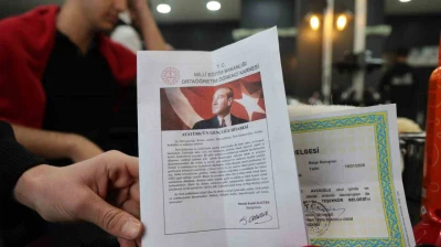 Karne günü başarının adresi bu kez okul değil, kuaför oldu