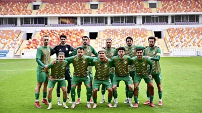 Yeşilyurtspor sahasında Bingöl'ü ağırlıyor