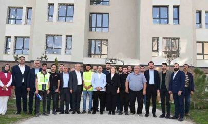 AK Parti heyeti, Doğanşehir'de deprem sonrası çalışmaları inceledi