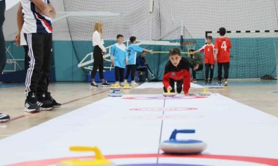 Elazığ'da 45 takım Floor Curling müsabakalarında buluştu