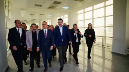 Bakan Kurum, AK Parti Malatya İl Başkanı'nın sağlık durumu hakkında bilgi aldı