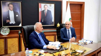 Bakan Ersoy'dan Başkan Er'e ziyaret