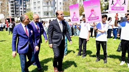 Başkan Geçit, ' Kanserle mücadelede erken teşhis hayat kurtarır'