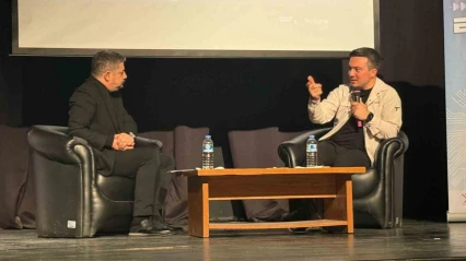 Depremde medyanın sorumluluğu Bilim Kafe'de konuşuldu