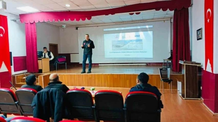 Elazığ'da muhtarlara çığla mücadele ve farkındalık eğitimi verildi