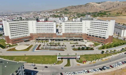 Elazığ'da bir ilk: Yeni teknikle ilk defa kalp pili takıldı