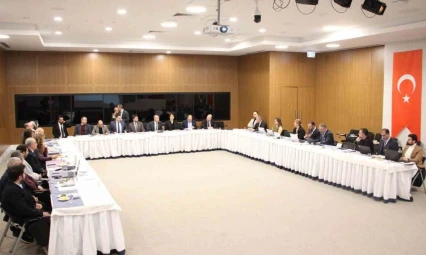 Fethi Sekin Şehir Hastanesi'ndeki hizmetler değerlendirildi