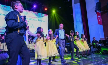 Küçük kalplerden büyük ezgiler