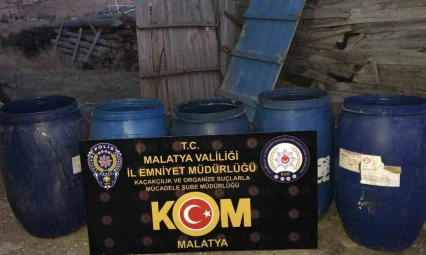 Malatya'da 4 bin 696 litre sahte alkol ele geçirildi