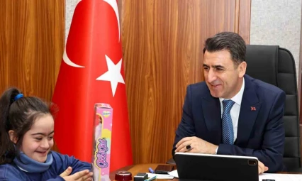 Vali Şefik Aygöl, vatandaşlarla bir araya geldi