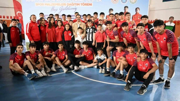 Battalgazi Belediyesi'nden amatör spor kulüplerine 4,5 milyon TL'lik destek