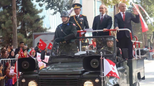 Cumhuriyetin 102.yılı Malatya'da törenle kutlandı