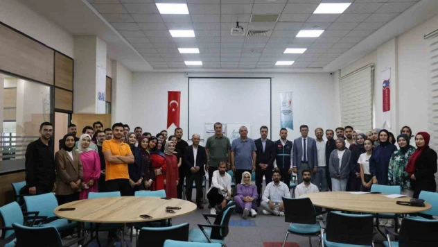 Doğu bölgesinin dört bir yanından gelen gençler Elazığ'da geleceği tasarladı